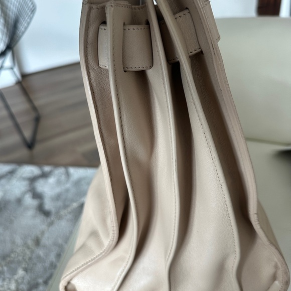 Saint Laurent SAC DE JOUR BAG. Very good condition - Picture 5 of 13